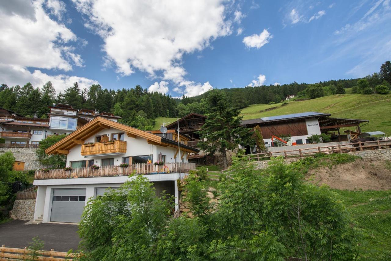 Saxlhof Aparthotel Stanga Екстериор снимка