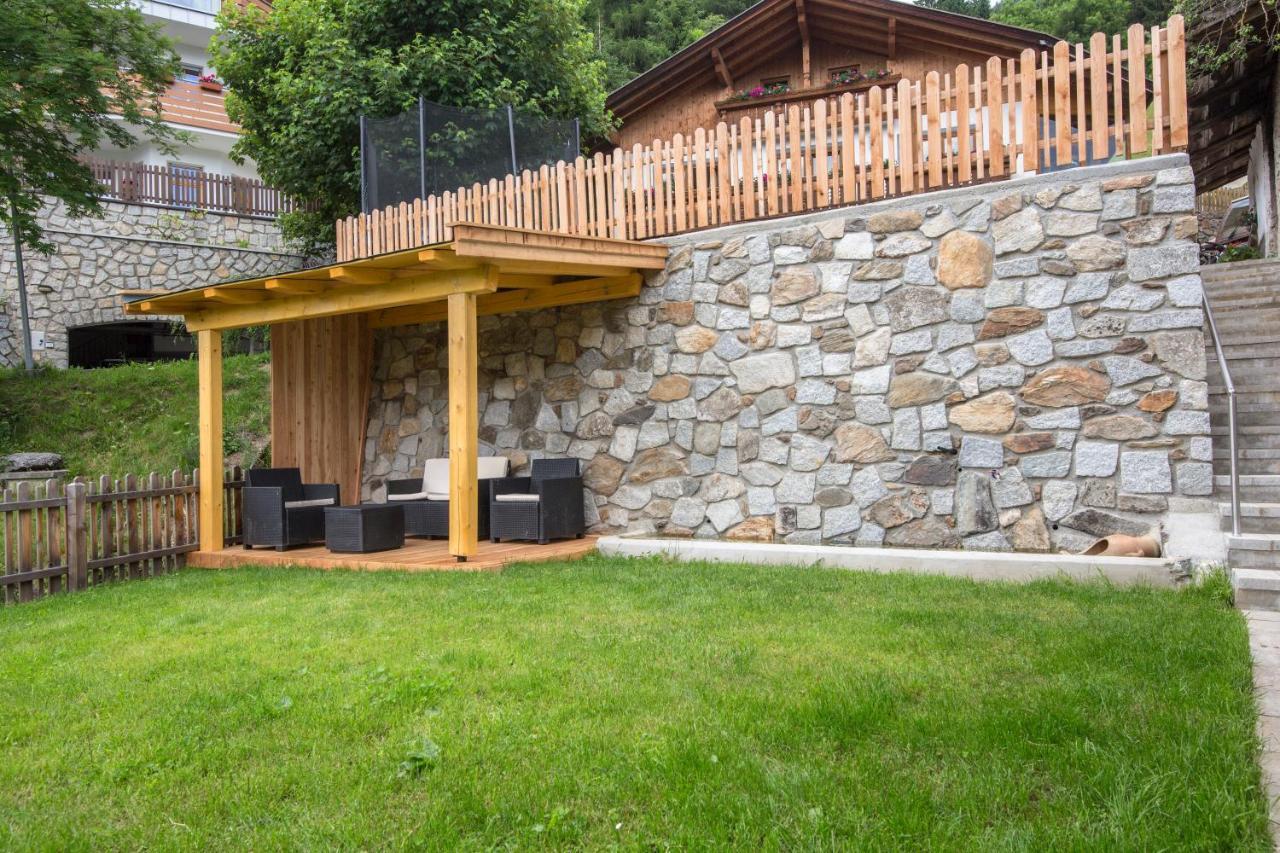 Saxlhof Aparthotel Stanga Екстериор снимка